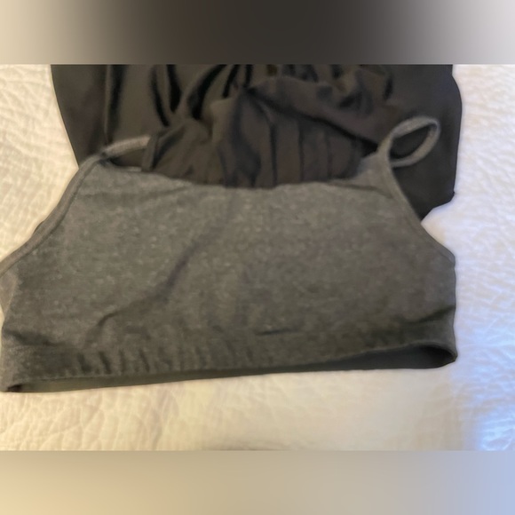 North-face Quick Dry Black Tank Top with Built-in Bra Lululemon like Size M - Picture 8 of 9